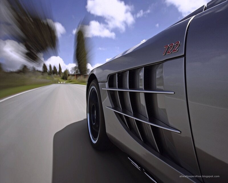 Mercedes-Benz SLS AMG driving