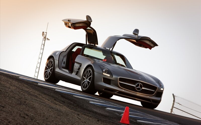 Mercedes-Benz SLS AMG on track