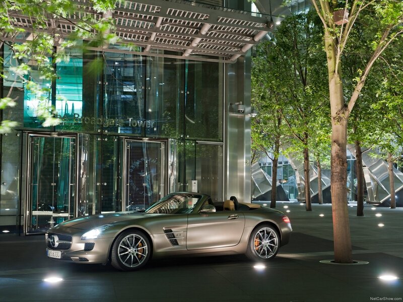 Mercedes-Benz SLS AMG Roadster
