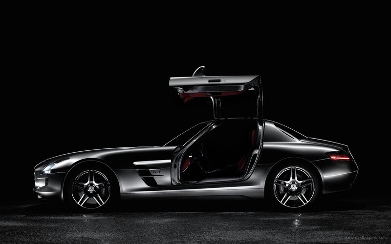 Mercedes-Benz SLS AMG with open door
