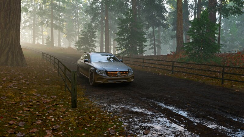 Mercedes-Benz Station Wagon — Green