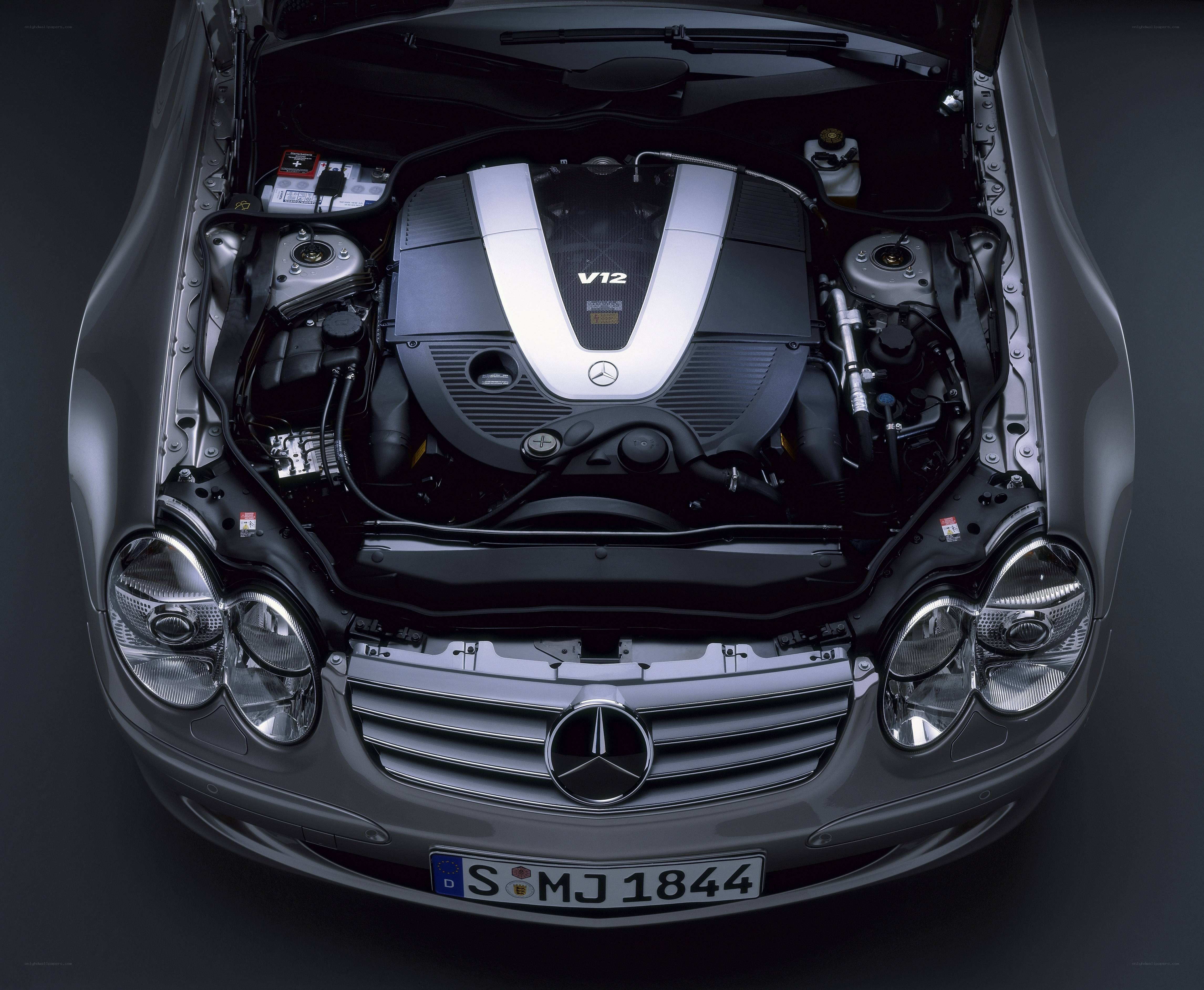 Mercedes-Benz V12 engine