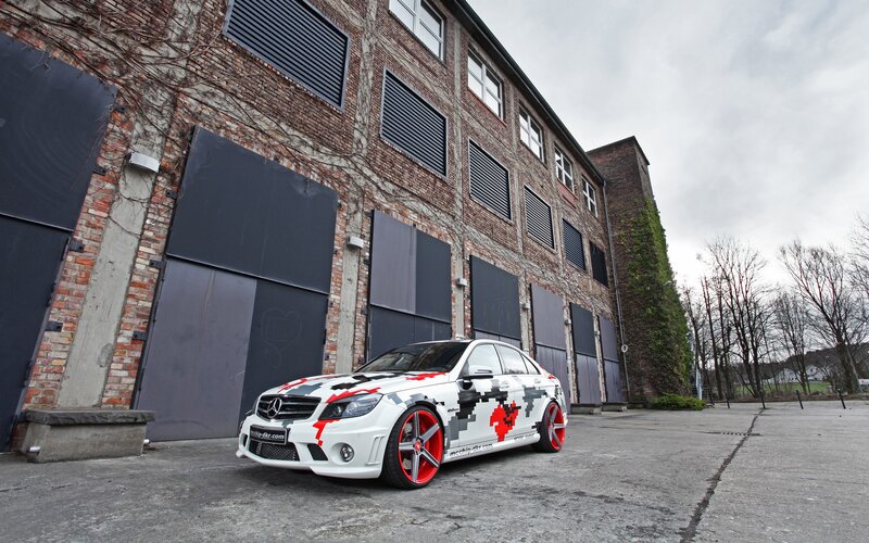 Mercedes-Benz with custom paint job