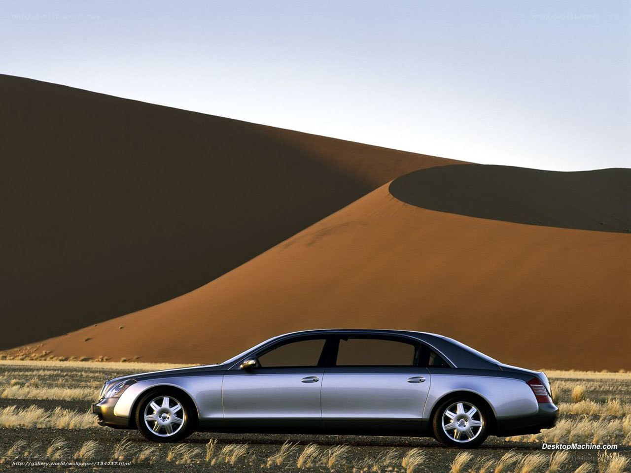 Mercedes-Maybach in desert