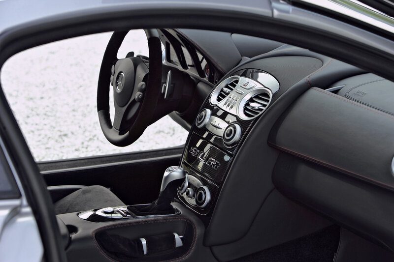 Mercedes SLR interior view