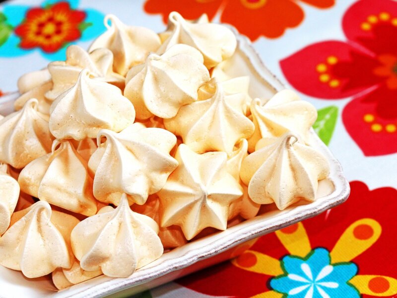 Meringue Cookies in Bowl