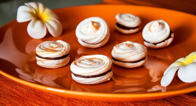 Meringue Macarons