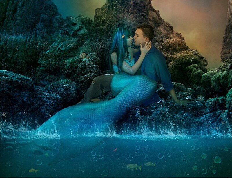Mermaid and Man Kissing — Blue