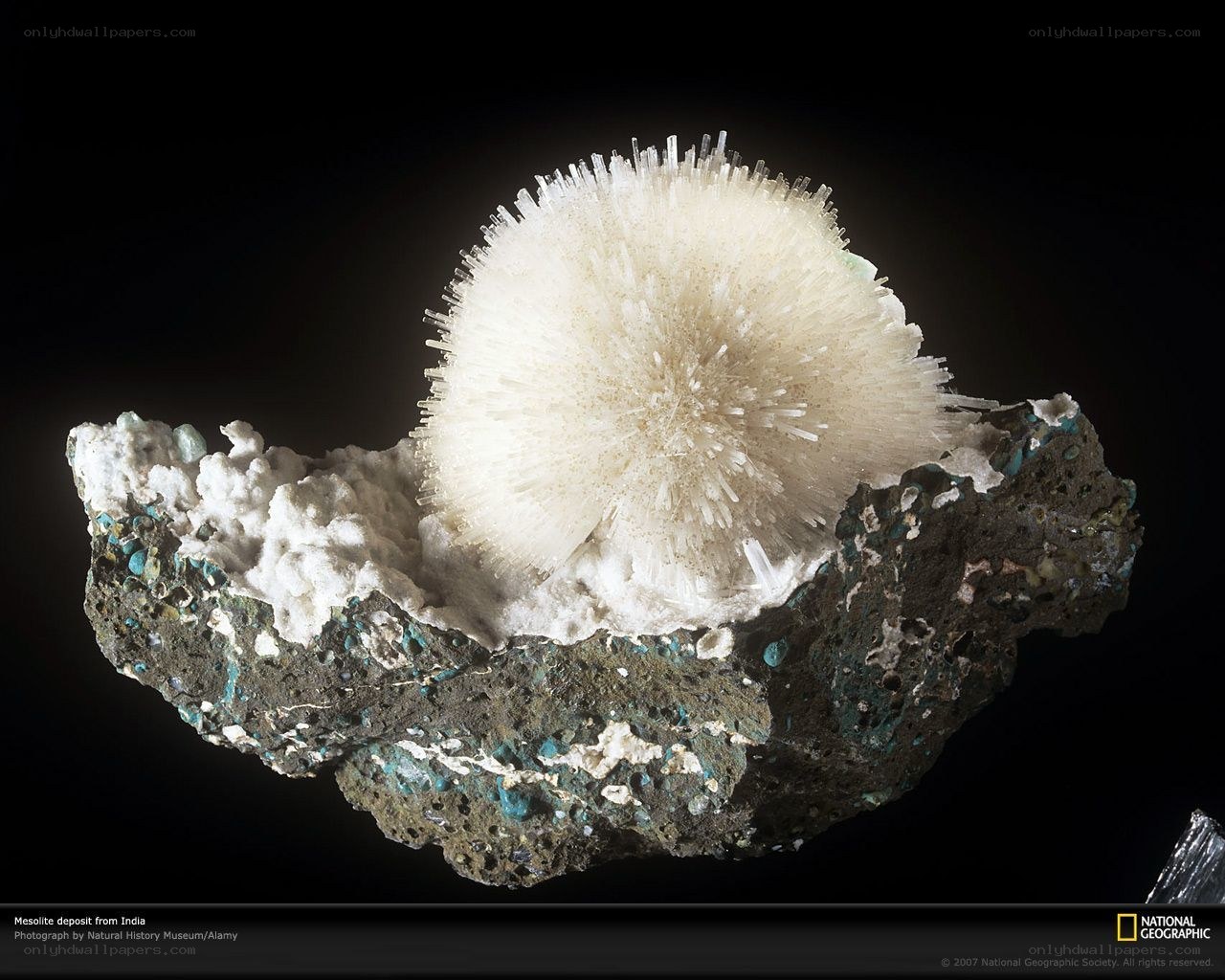 Mesolite mineral from India