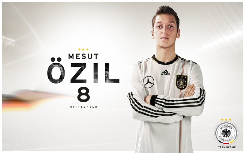 Mesut Özil football player