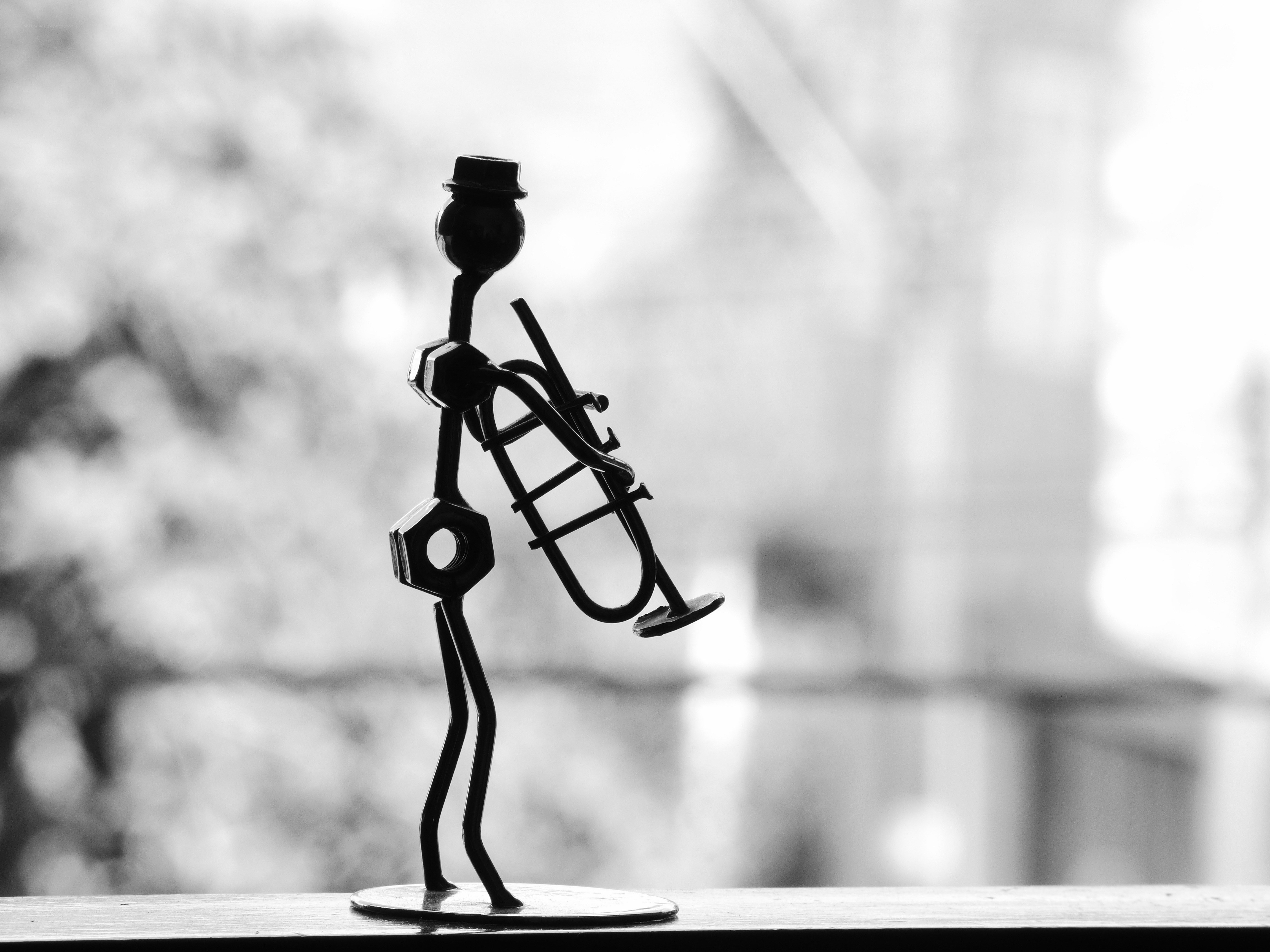 Metal figurine of musician