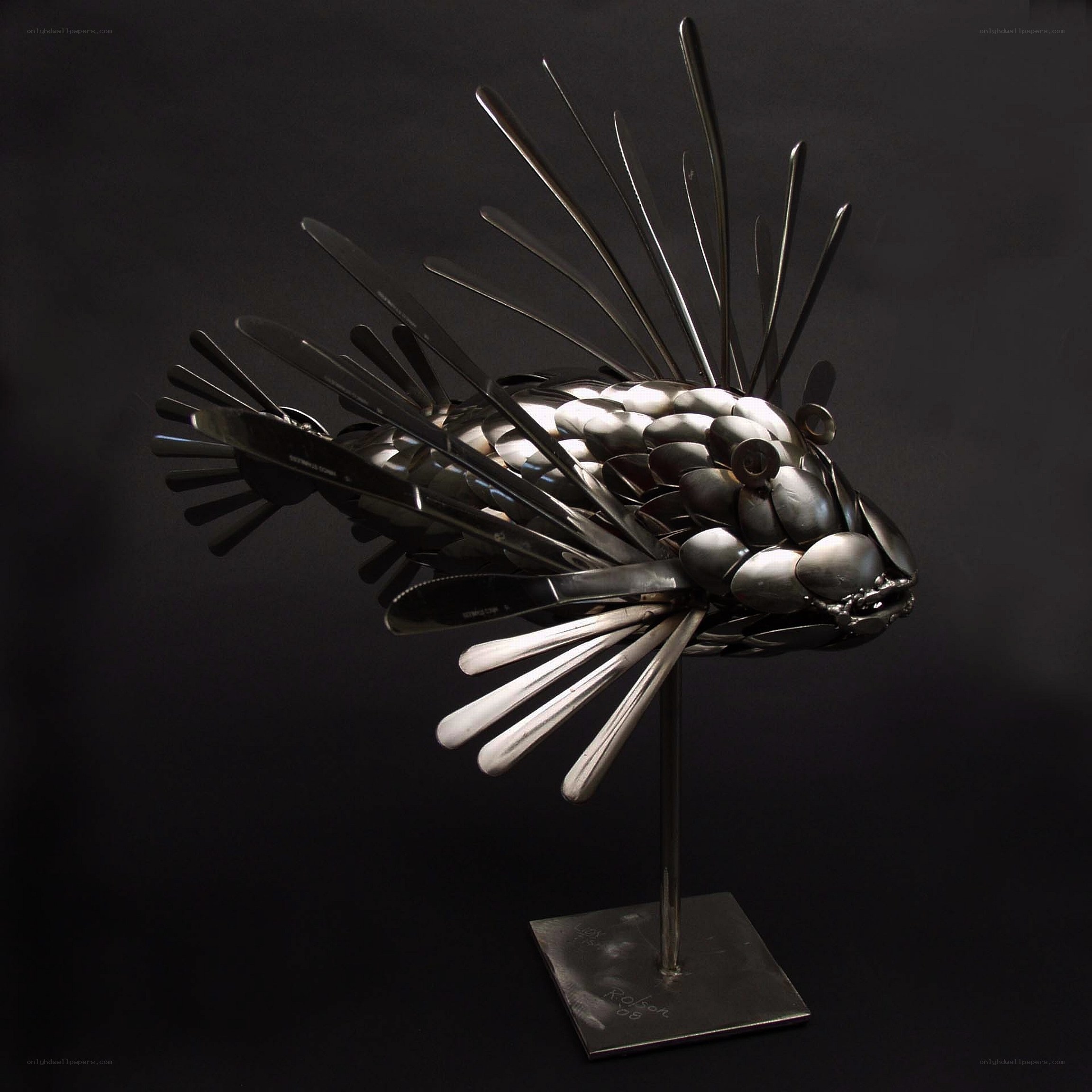 Metal fish sculpture