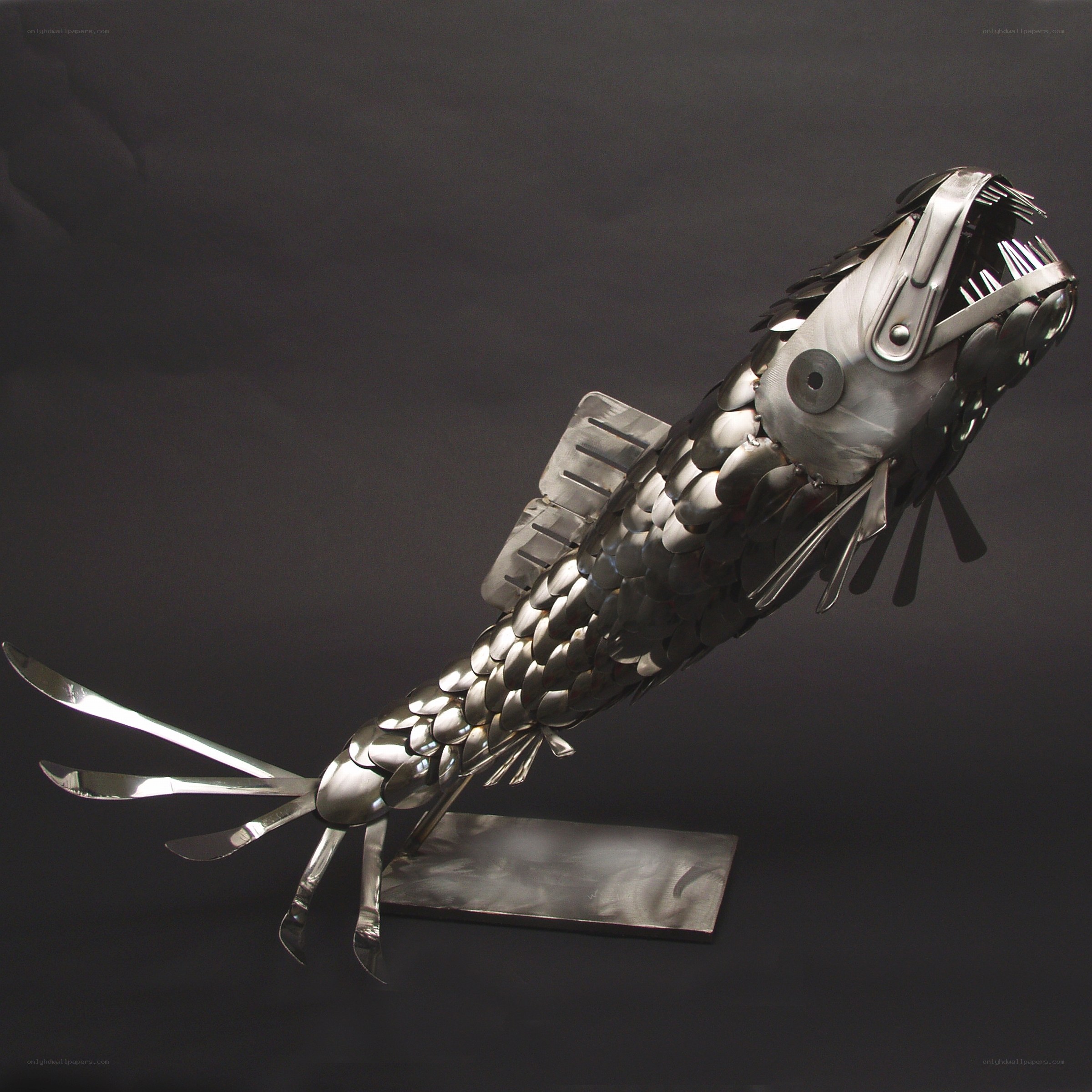 Metal fish sculpture