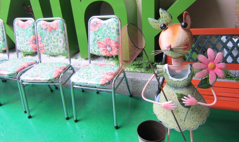 Metal Mouse Statue