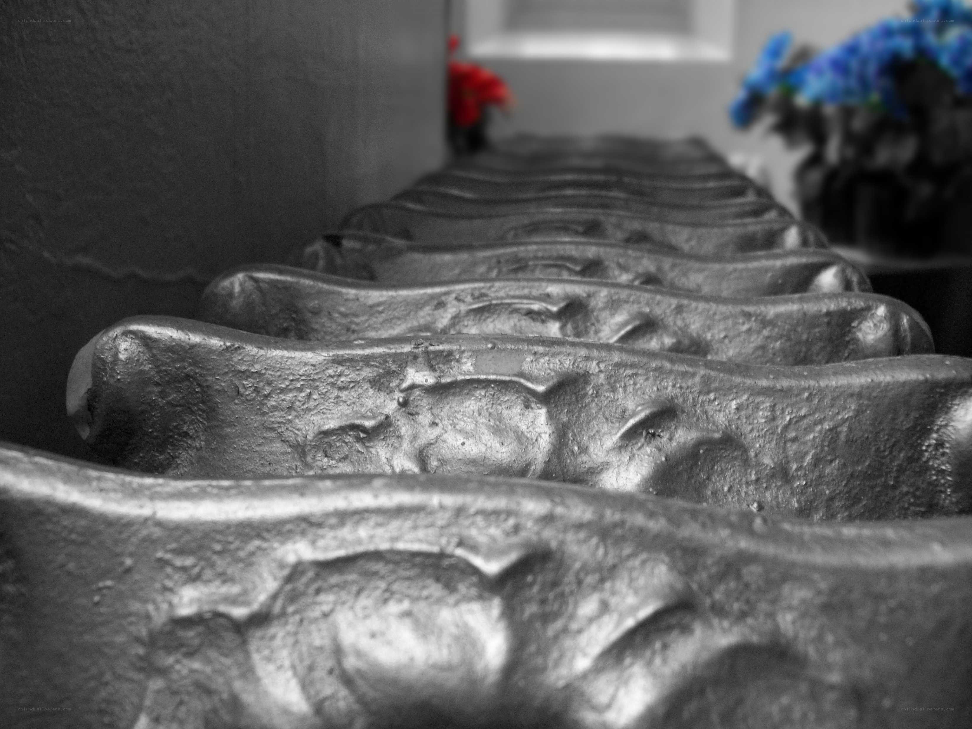 Metal radiator detail