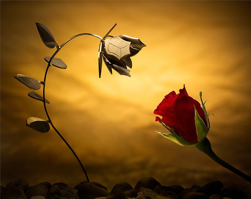 Metal Rose Sculpture