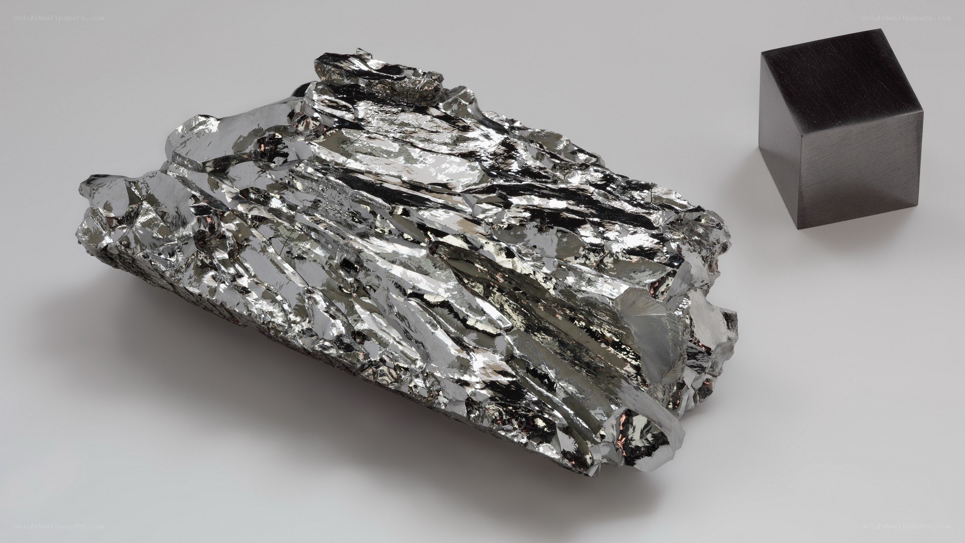 Metallic element samples