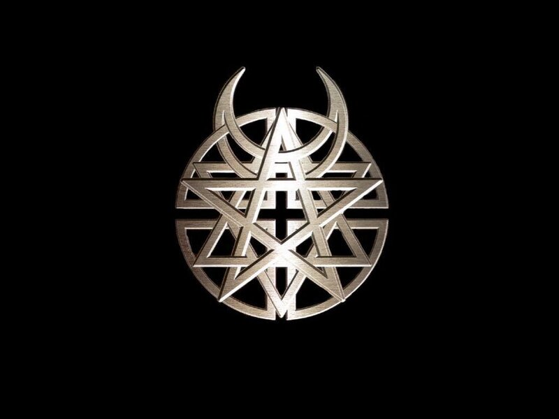 Metallic Pentagram Symbol — Silver