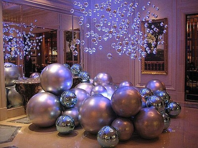 Metallic Spheres Installation