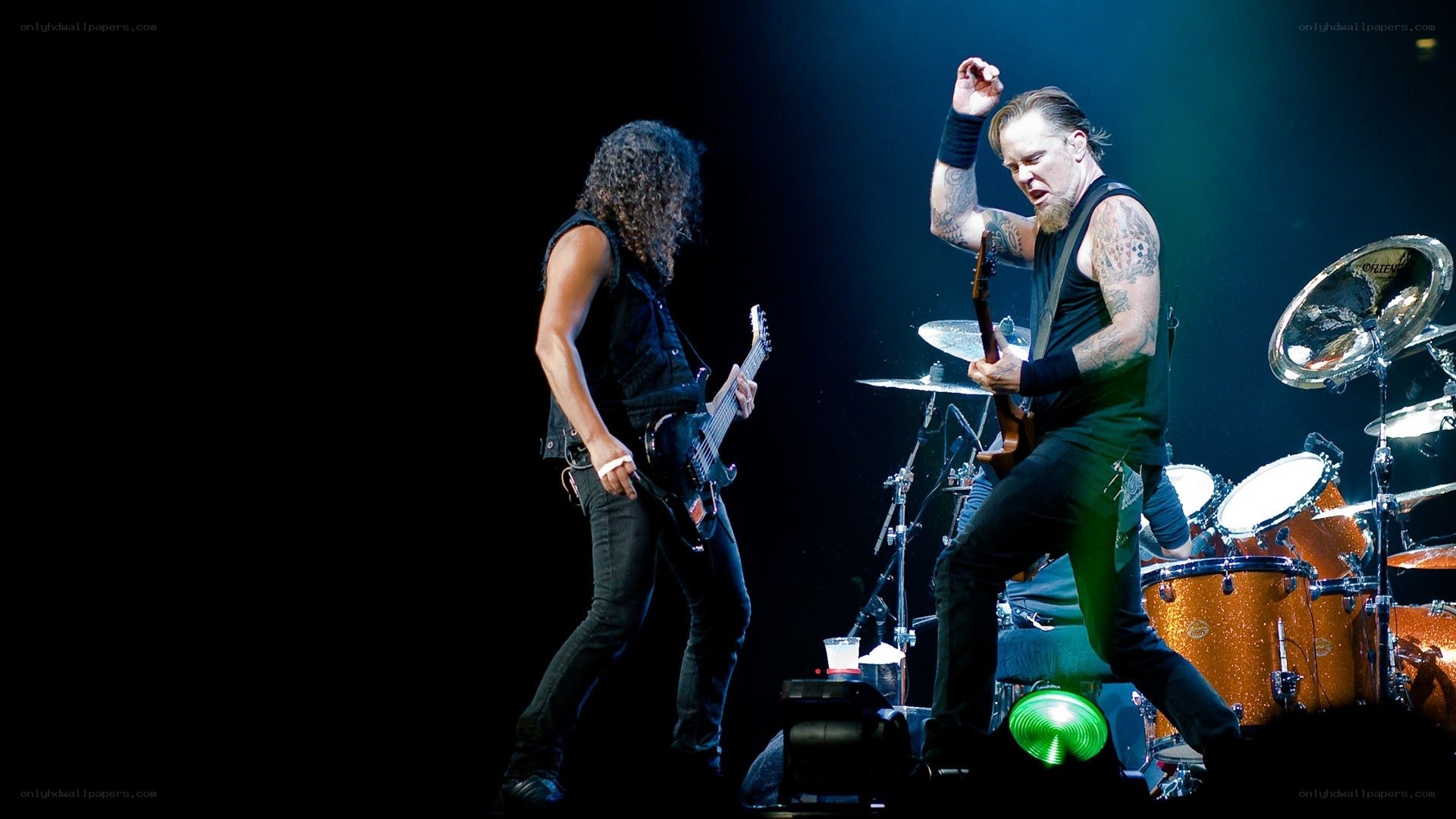 Metallica band performing live