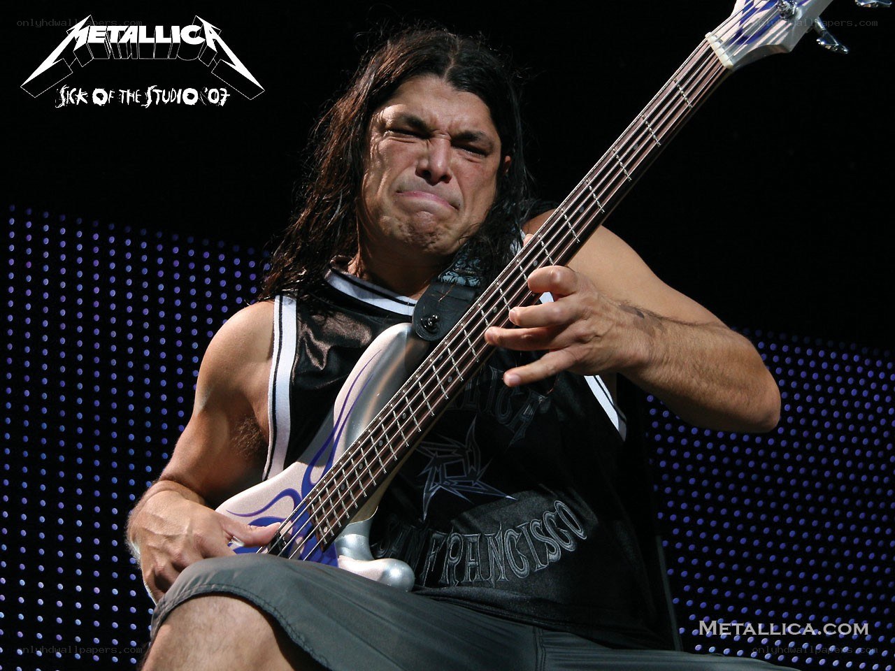 Metallica bassist performing