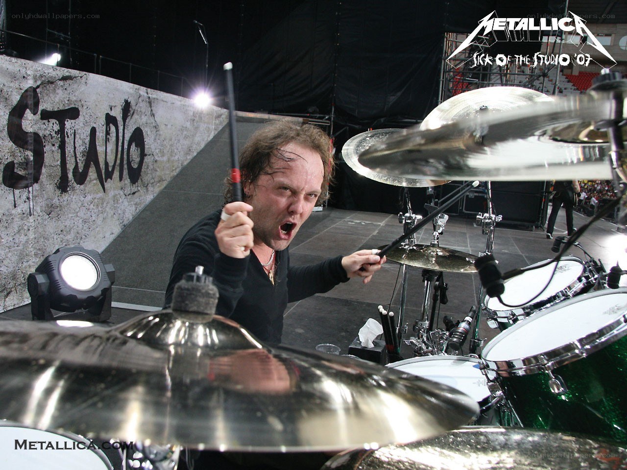 Metallica drummer performing