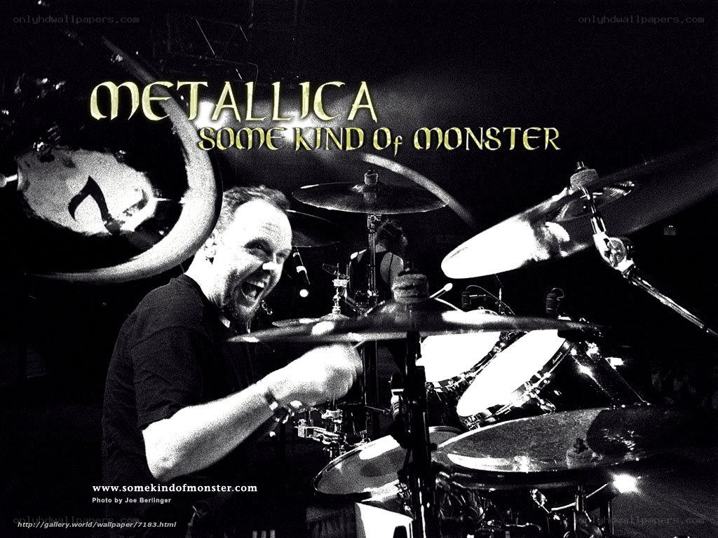 Metallica drummer performing