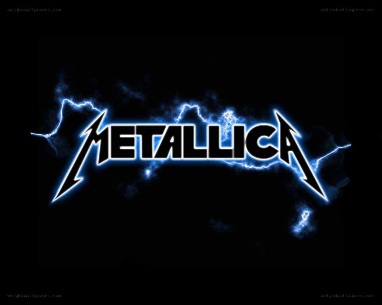 Metallica logo with lightning