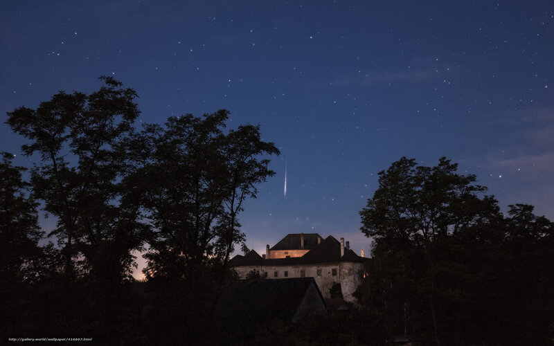 Meteor over Castle