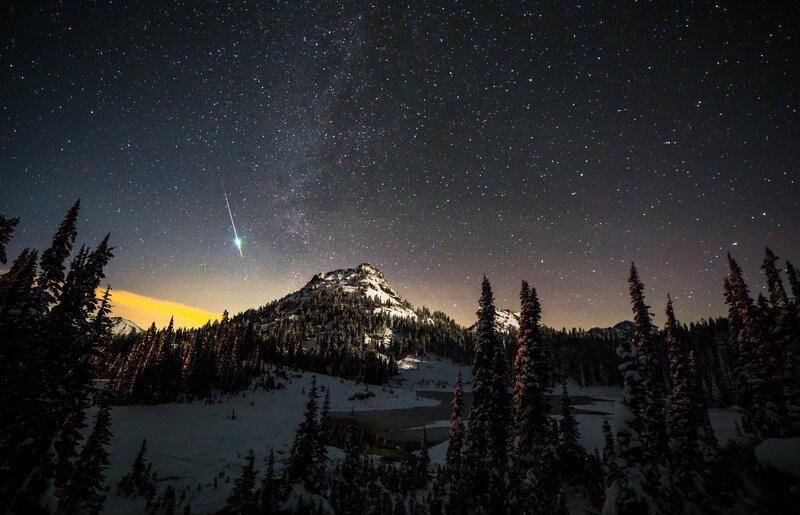 Meteor over Snowy Mountain — Black