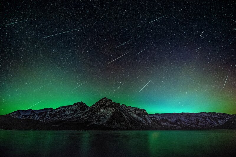 Meteor Shower over Mountains — Green