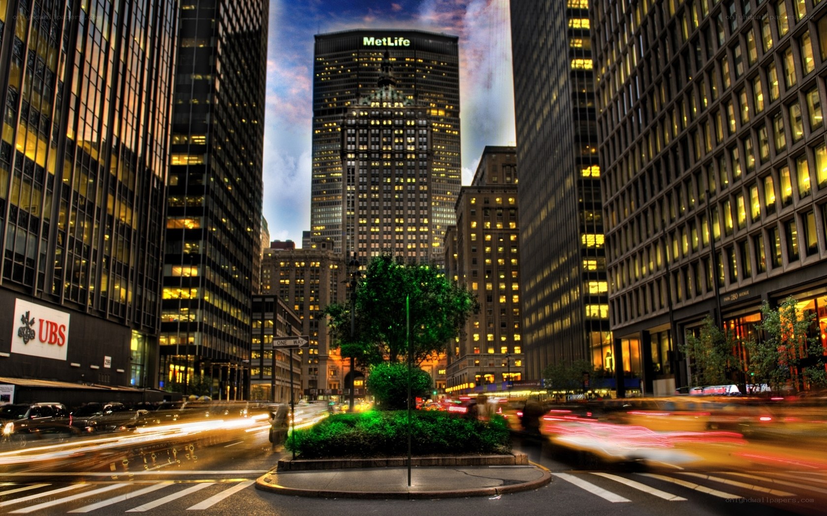 MetLife Building at dusk