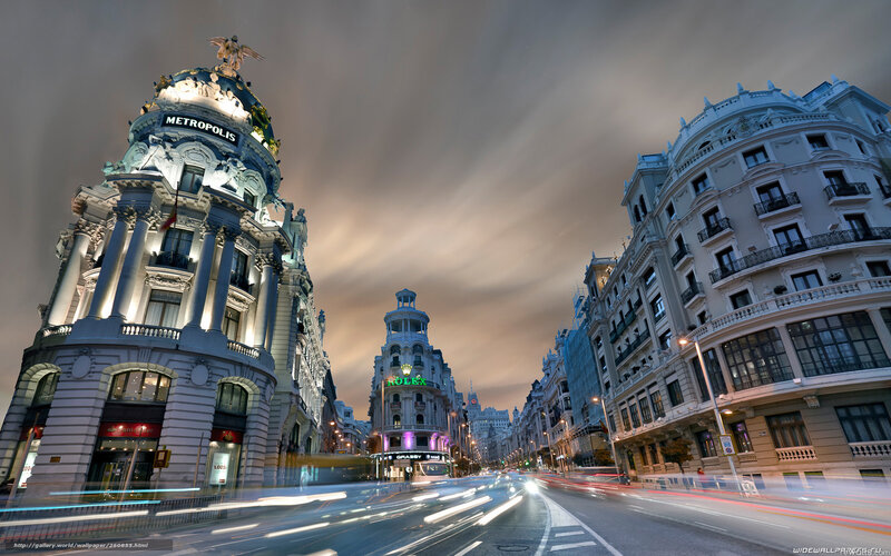 Metropolis building at dusk