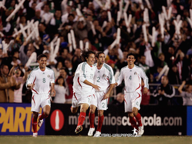Mexican football players celebrating