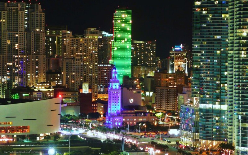 Miami Skyline at Night — Green, Dramatic