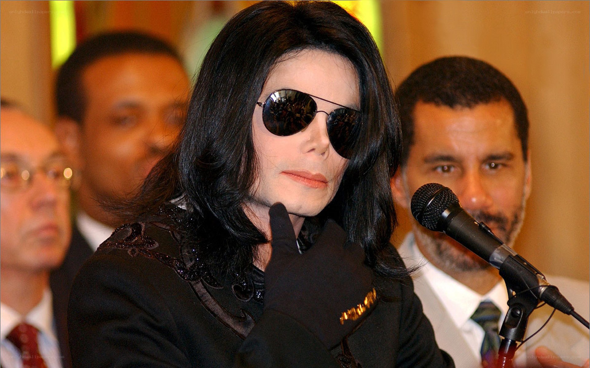 Michael Jackson at press conference