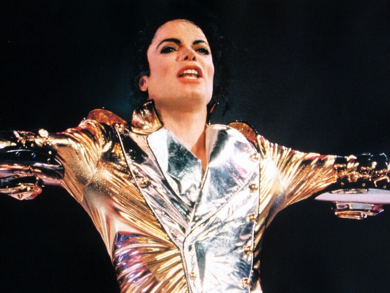 Michael Jackson on Stage — Gold