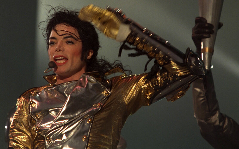 Michael Jackson Performing — Gold