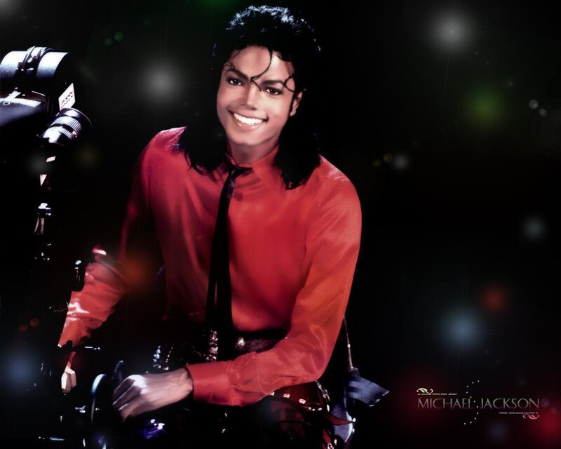 Michael Jackson Smiling — Red