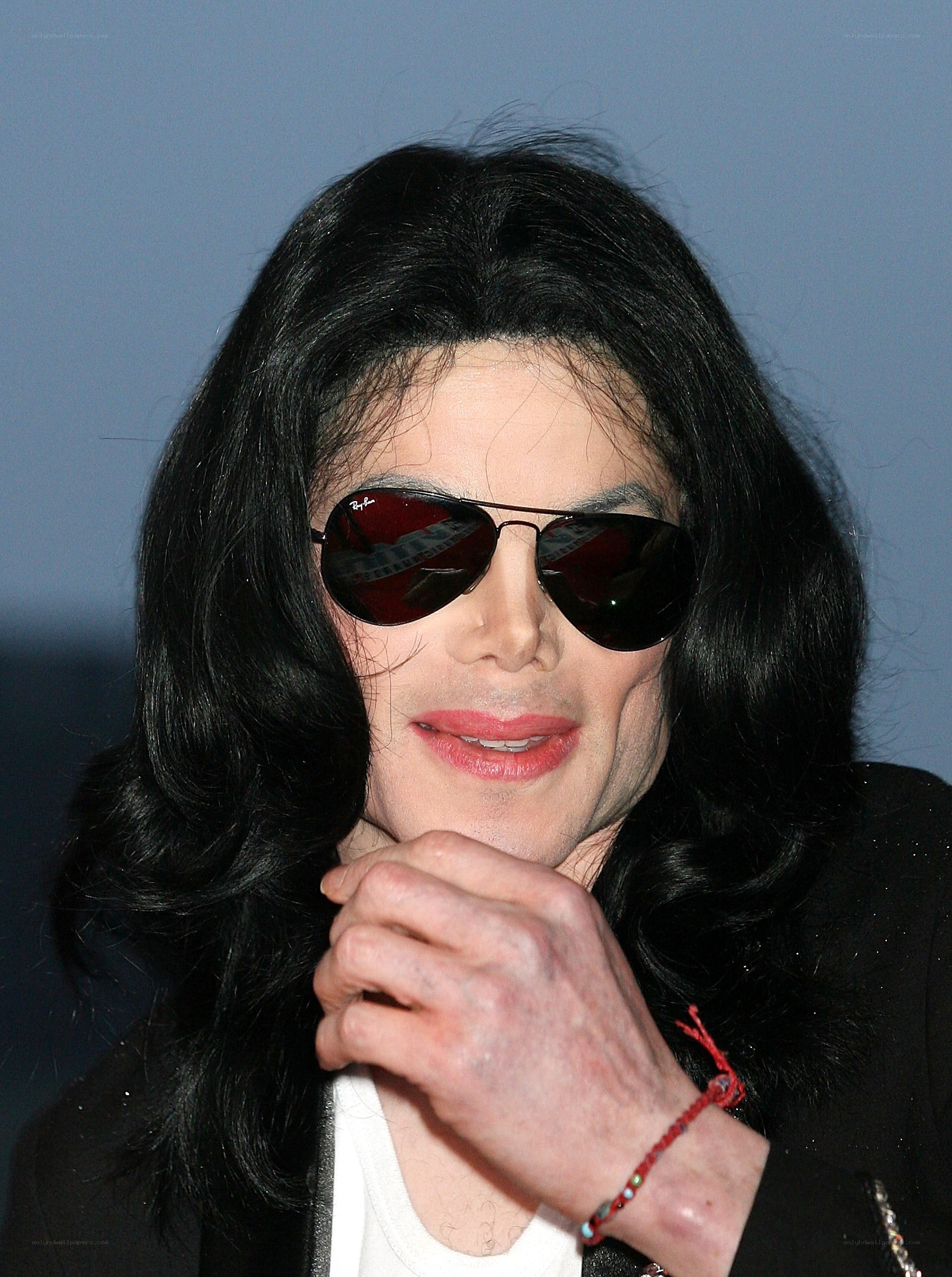 Michael Jackson wearing sunglasses