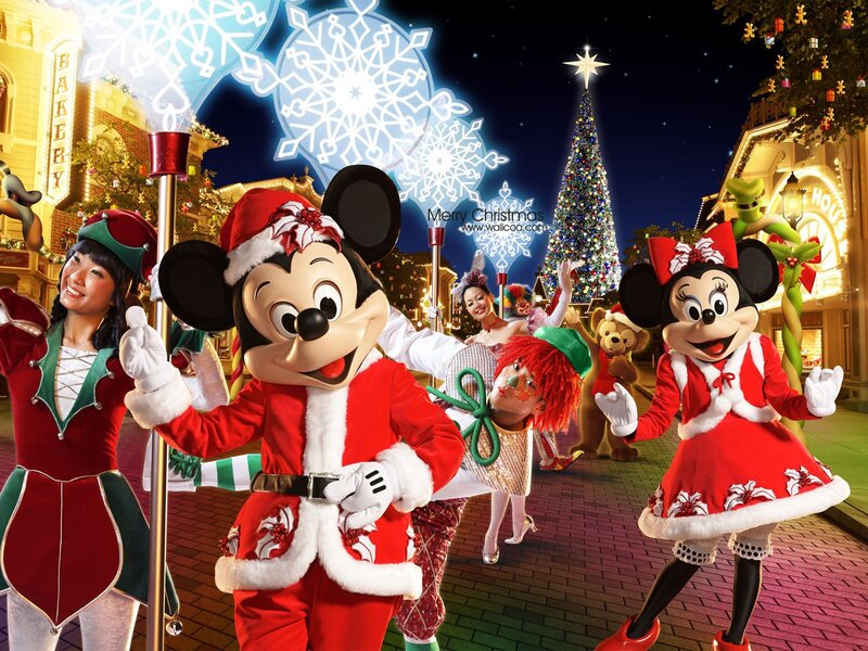 Mickey and Minnie at Christmas