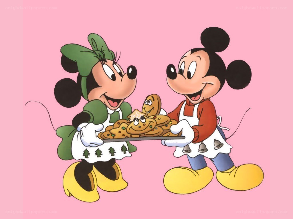 Mickey and Minnie baking cookies
