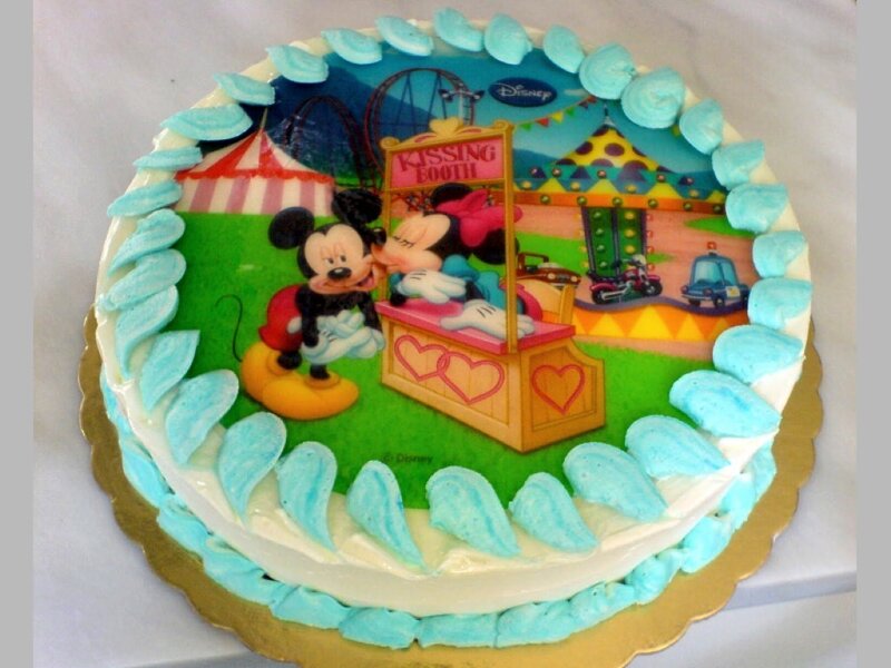 Mickey and Minnie Mouse Cake