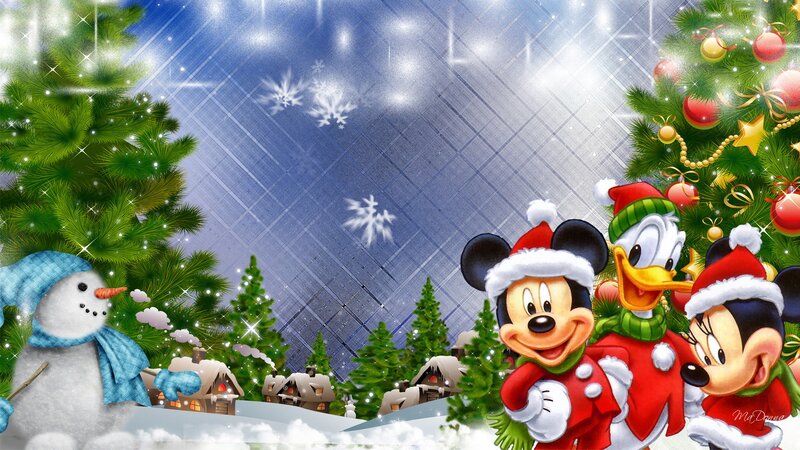 Mickey Mouse and Friends — Green, Festive, Winter