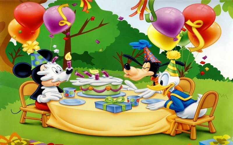 Mickey Mouse and Friends — Green