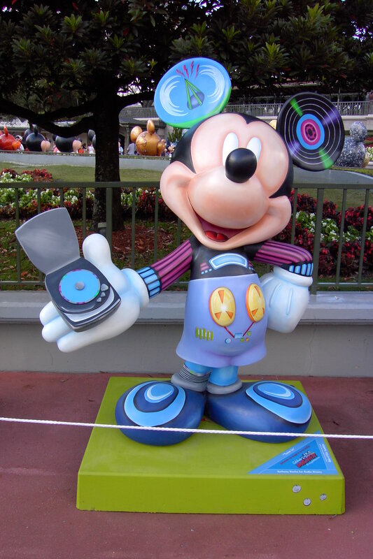 Mickey Mouse music statue
