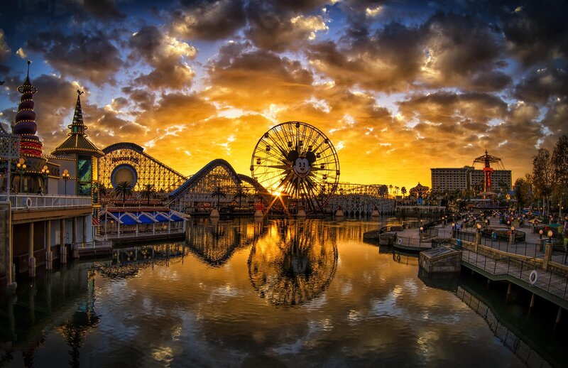 Mickey's Fun Wheel — Orange