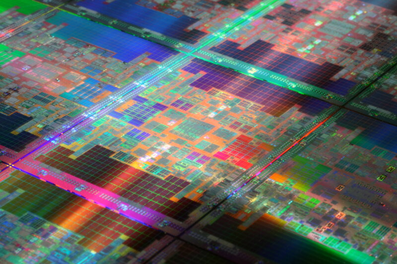 Microchip Wafer — Green, Technological
