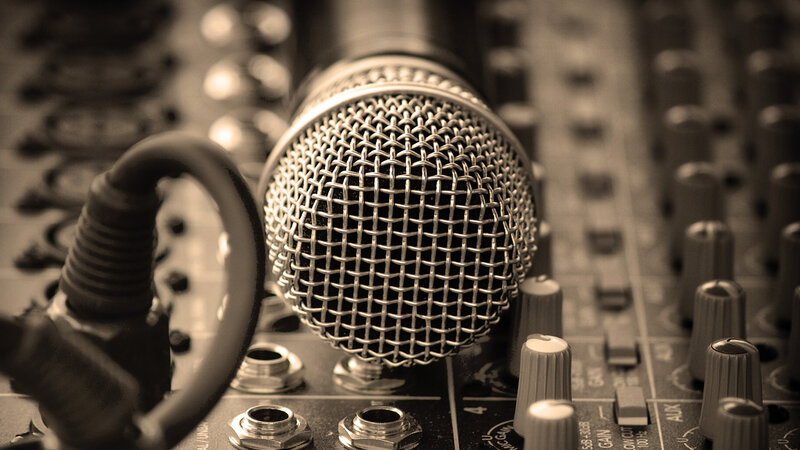 microphone on audio mixer
