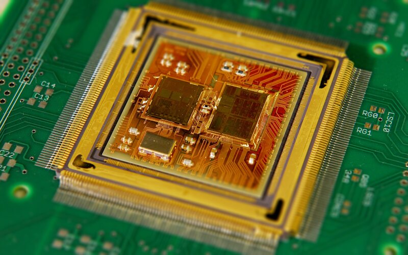 Microprocessor Chip — Green